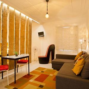 Studio met een King Size Bed